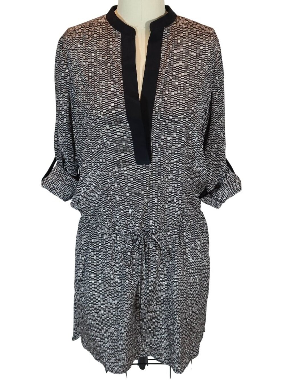 VINCE 100% Silk Roll Sleeve Blouson Shirt Dress Size XS Preppy Classic Geometric